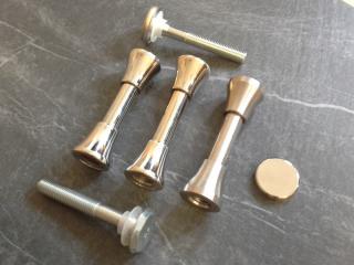 Treppenbolzen Typ 27